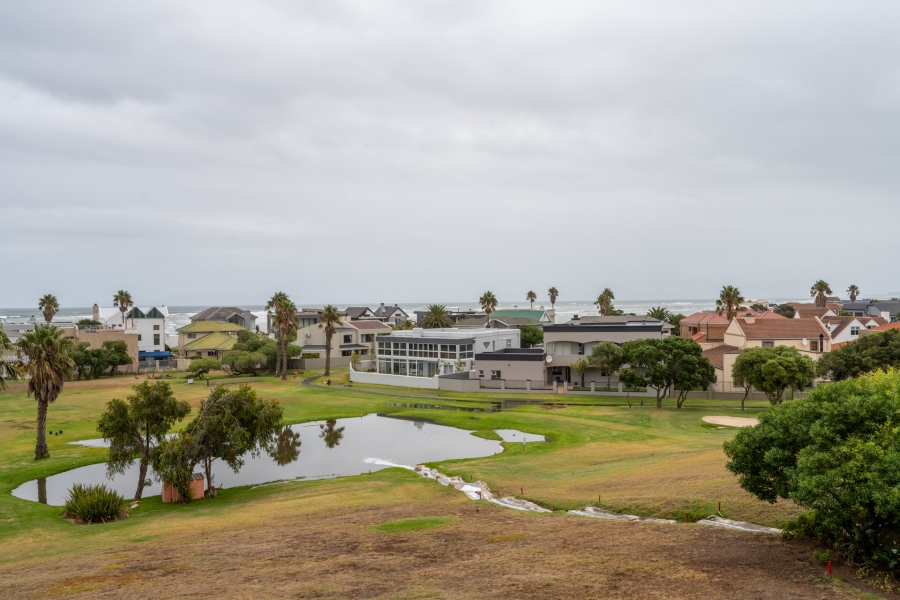 5 Bedroom Property for Sale in Greenways Golf Estate Western Cape